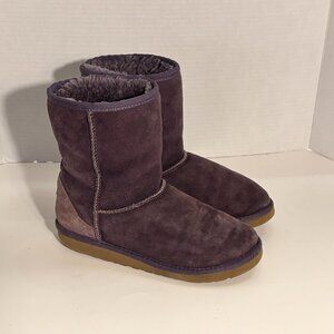 UGG Kids Classic Short Purple Suede Sheepskin Boots 5251 Size 4 Girls/Youth
